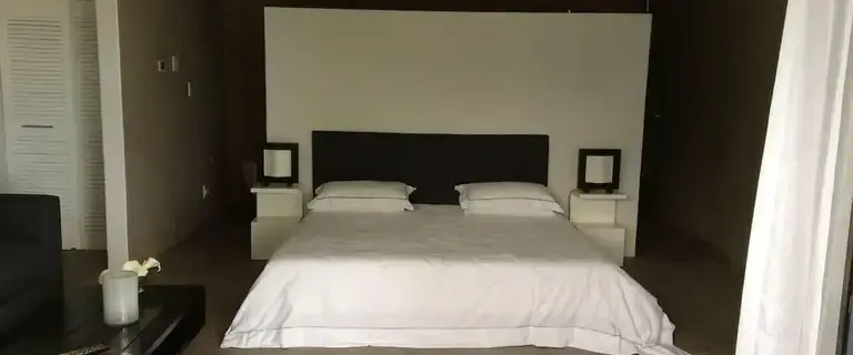 sensual massage spa Cape Town — private boutique suite at Epicure Club